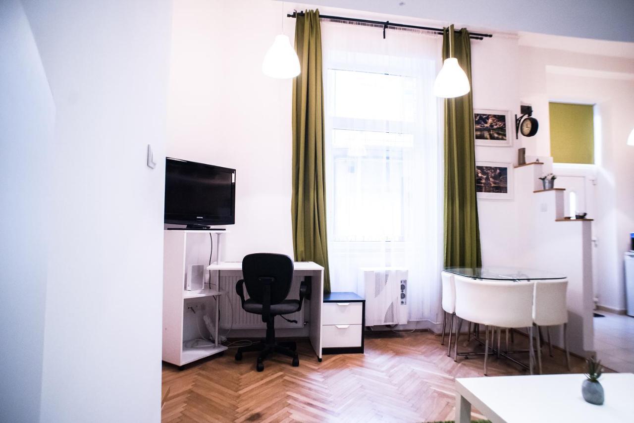 Studio 45 In The City Budapest Esterno foto